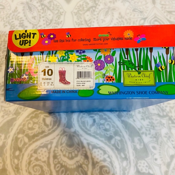 Western Chief Kids Girls Wild Cat Lighted RainBoot - Picture 2 of 5